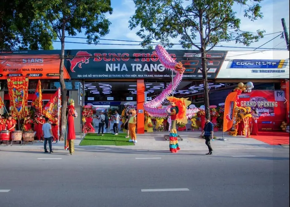 AZ STARS NHA TRANG - DUNG THÔNG AUTO