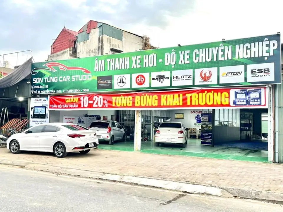 SƠN TÙNG CAR STUDIO