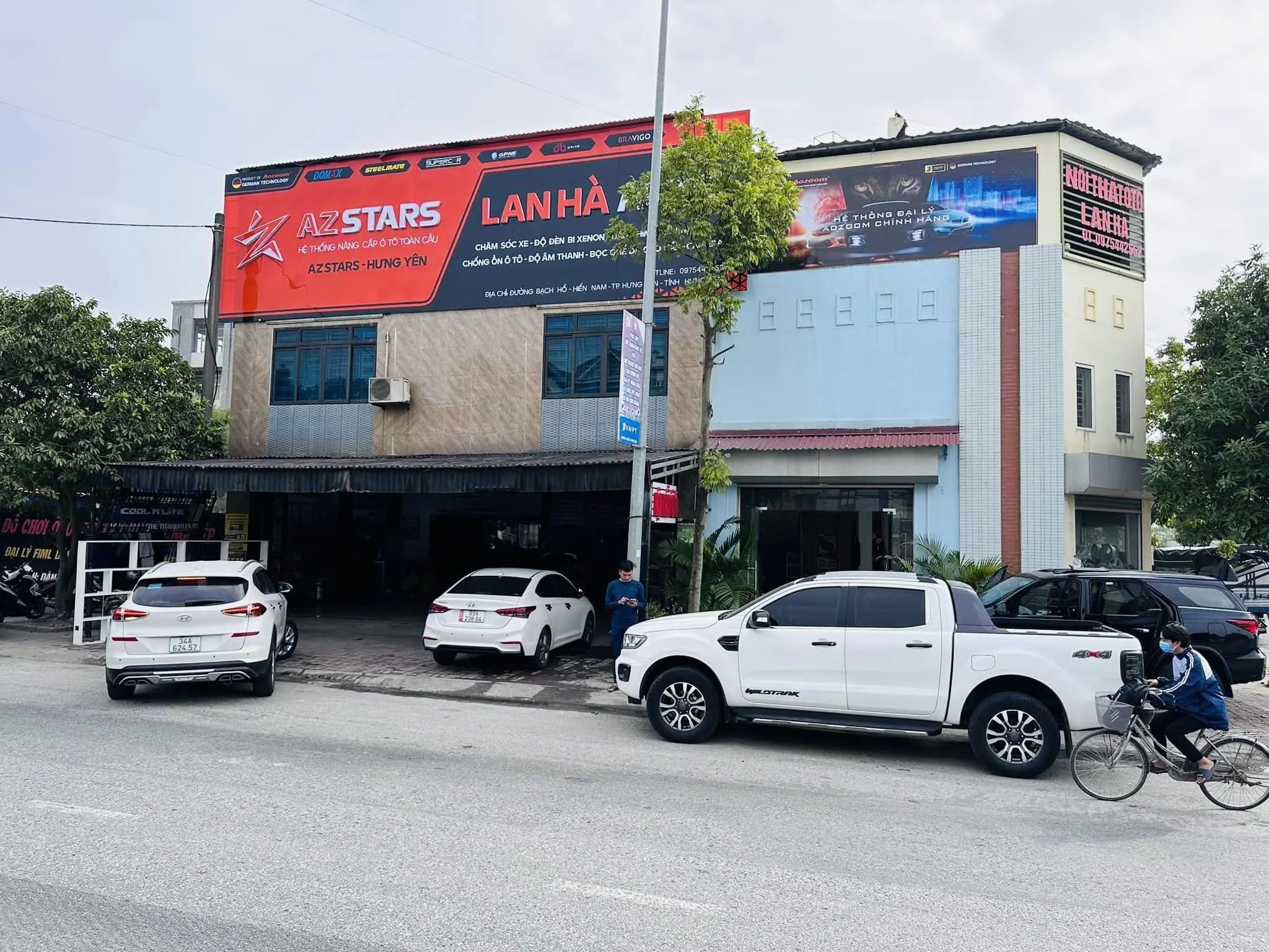 AZ STARS HƯNG YÊN - LAN HÀ AUTO